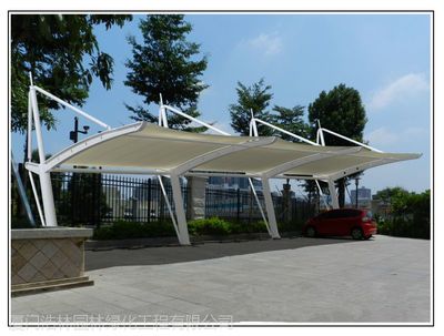南平膜結(jié)構(gòu)車棚與張拉膜雨棚 打造建陽(yáng)、建甌、武夷山多功能景觀設(shè)施